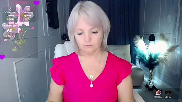 Juarnea online show from 10-28-25, 10:52