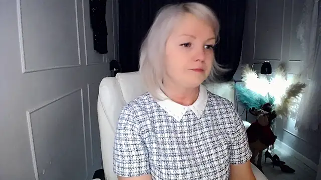 Juarnea online show from 01-18-26, 11:47