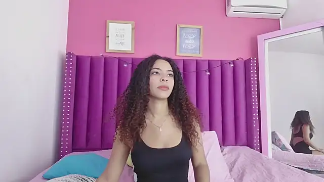 littleebonny online show from 12-17-25, 12:44