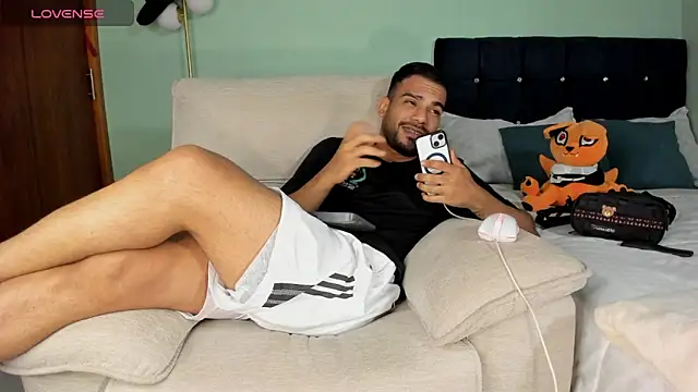 Neganhot  online show from 11-12-25, 12:11