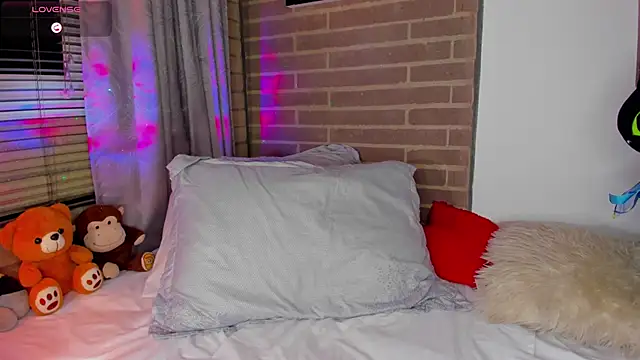 liam oficial02 online show from 02-06-26, 02:38