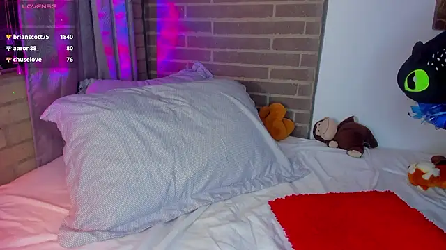 liam oficial02 online show from 02-13-26, 03:02