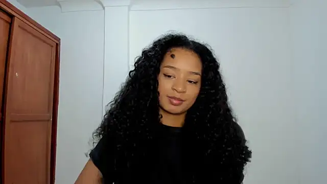 avellanatammy online show from 11-19-25, 03:06