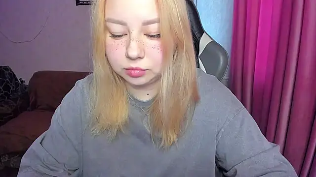 Milafoxxxy online show from 11-12-25, 09:10