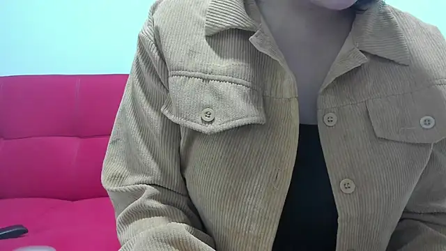 Snapshot of SamanthaBeke chatting on 02-14-26, 03:20 SamanthaBeke online show from 02-14-26, 03:20