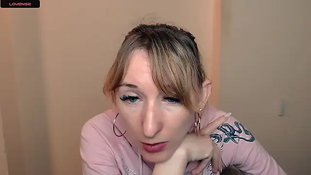 AmandaSell online show from 09-19-25, 07:43