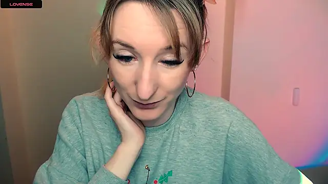 AmandaSell online show from 10-18-25, 07:31