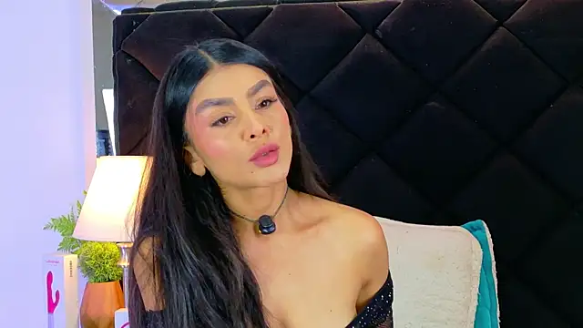 Holly Brensonexx  online show from 10-28-25, 01:03