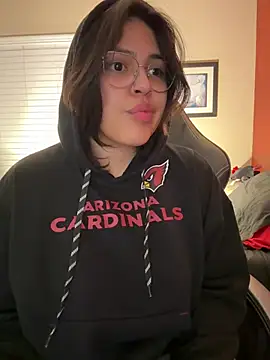 Snapshot of miacanela_xo chatting on 02-17-25, 07:15 miacanela xo online show from 02-17-25, 07:15