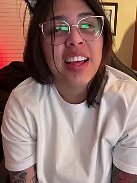 Snapshot of miacanela_xo chatting on 02-25-25, 04:35 miacanela xo online show from 02-25-25, 04:35