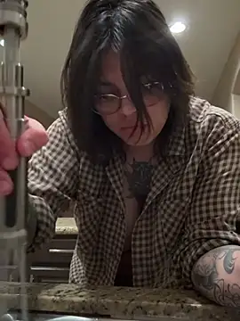 Snapshot of miacanela_xo chatting on 02-27-25, 09:32 miacanela xo online show from 02-27-25, 09:32