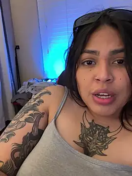 Snapshot of miacanela_xo chatting on 03-06-25, 05:03 miacanela xo online show from 03-06-25, 05:03