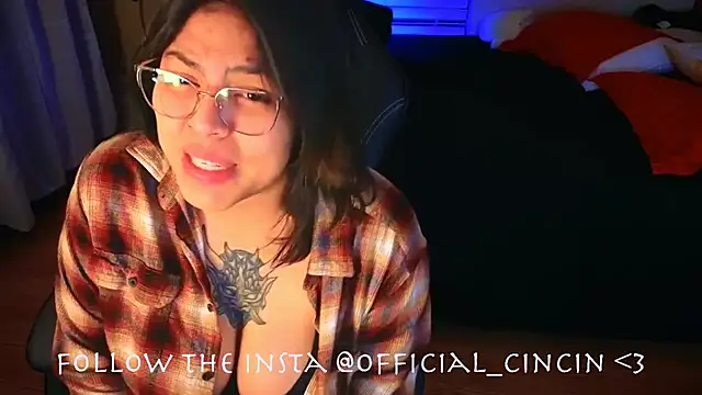 Snapshot of miacanela_xo chatting on 03-17-25, 04:40 miacanela xo online show from 03-17-25, 04:40