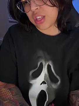 Snapshot of miacanela_xo chatting on 03-18-25, 08:58 miacanela xo online show from 03-18-25, 08:58