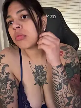 Snapshot of miacanela_xo chatting on 03-19-25, 06:57 miacanela xo online show from 03-19-25, 06:57