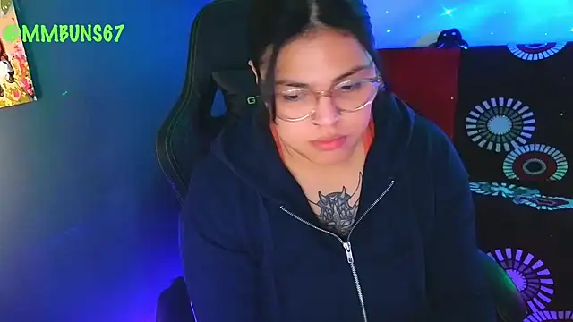 Snapshot of miacanela_xo chatting on 10-03-25, 11:46 miacanela xo online show from 10-03-25, 11:46