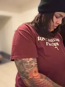 Snapshot of miacanela_xo chatting on 11-30-25, 02:48 miacanela xo online show from 11-30-25, 02:48