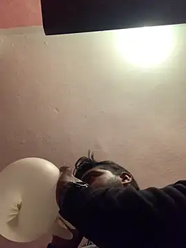 Snapshot of SweetFatBoy chatting on 03-11-25, 04:29 SweetFatBoy online show from 03-11-25, 04:29