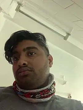 Snapshot of SweetFatBoy chatting on 03-21-25, 03:24 SweetFatBoy online show from 03-21-25, 03:24