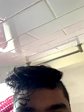 Snapshot of SweetFatBoy chatting on 10-18-25, 04:04 SweetFatBoy online show from 10-18-25, 04:04