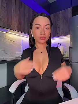 Melisa Ester online show from 11-20-25, 12:38