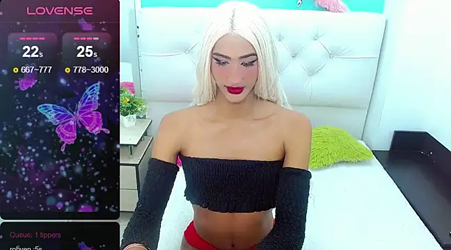 Snapshot of kinverly_sexyx chatting on 12-20-24, 05:40 kinverly sexyx online show from 12-20-24, 05:40