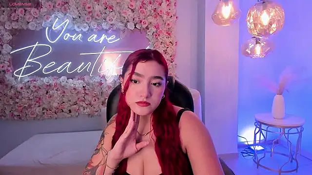 ViolettCastel online show from 09-24-25, 06:55