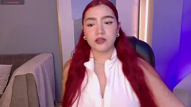 ViolettCastel online show from 11-13-25, 07:13