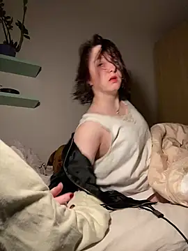 Leontina94 online show from 02-10-26, 08:57