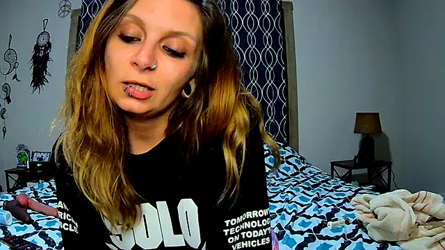 ZeelaXoXo online show from 03-20-25, 04:07