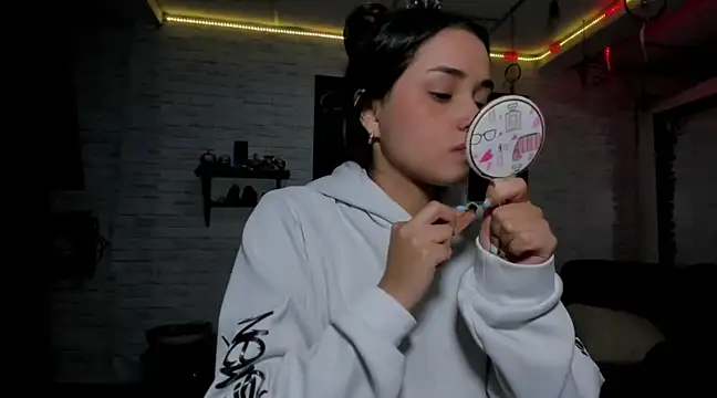 Kimmymadison- online show from 12-04-24, 11:13