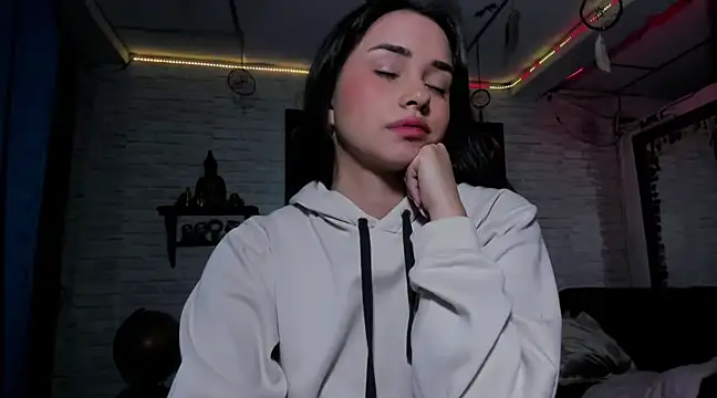 Kimmymadison- online show from 03-01-25, 03:53