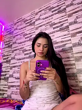 Kimmymadison- online show from 12-18-25, 09:10