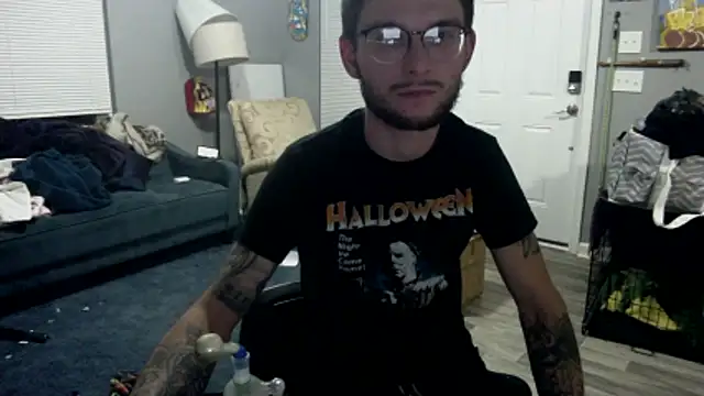 hungkubenski online show from 11-25-25, 04:34