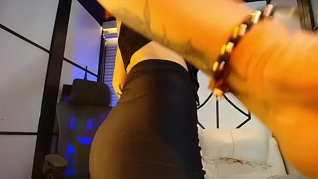 VictoriaRosse  online show from 01-26-25, 02:14