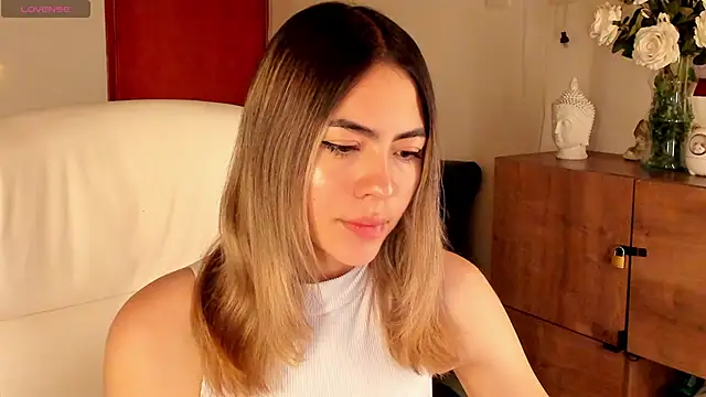 Nathaly-sky online show from 01-15-25, 10:49