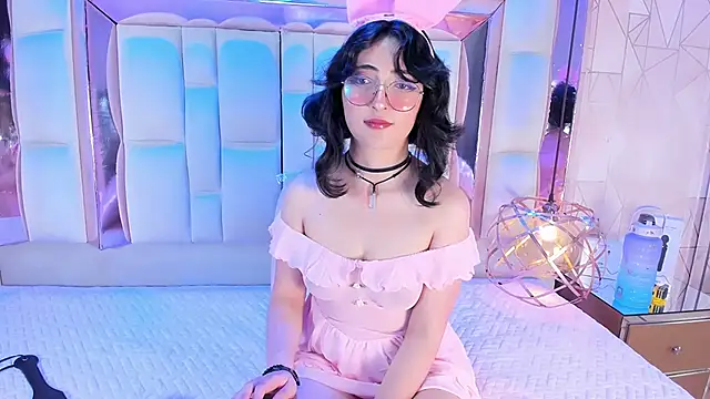 Snapshot of SaraMartini1 chatting on 10-04-25, 05:49 SaraMartini1 online show from 10-04-25, 05:49