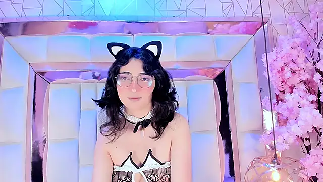 Snapshot of SaraMartini1 chatting on 11-09-25, 06:33 SaraMartini1 online show from 11-09-25, 06:33