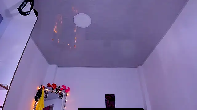 kerlysmith 24 online show from 01-10-25, 04:09