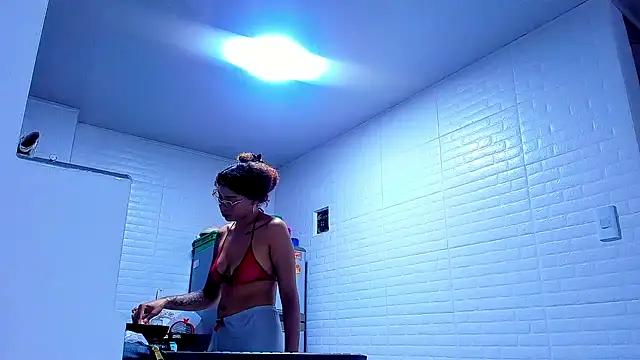 kerlysmith 24 online show from 02-08-25, 07:27