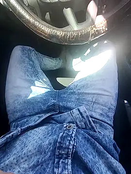 Snapshot of bigdaddyyplays chatting on 03-01-26, 05:15 bigdaddyyplays online show from 03-01-26, 05:15