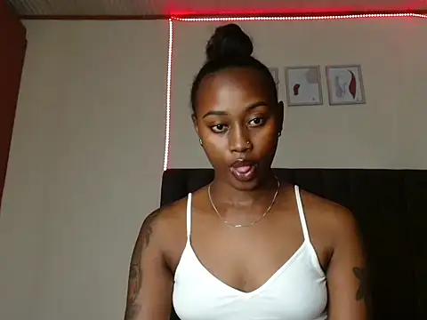 Miss hot candy online show from 01-10-25, 10:39