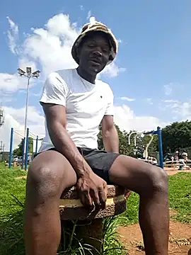 Snapshot of Petrossa chatting on 11-20-25, 12:38 Petrossa online show from 11-20-25, 12:38