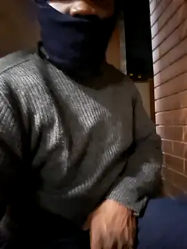 Snapshot of Petrossa chatting on 11-22-25, 09:47 Petrossa online show from 11-22-25, 09:47