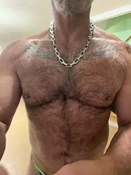 Snapshot of DaddySnowXX chatting on 06-21-26, 02:14 DaddySnowXX online show from 06-21-26, 02:14