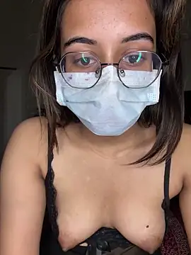 HotIndianCouple  8 online show from 01-04-25, 01:52