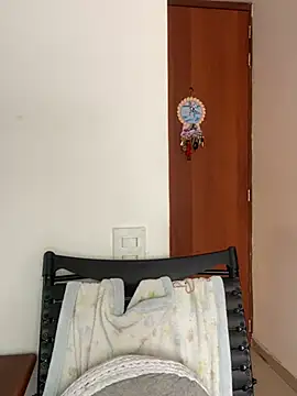 Snapshot of Shanonsex2 chatting on 03-12-25, 09:13 Shanonsex2 online show from 03-12-25, 09:13