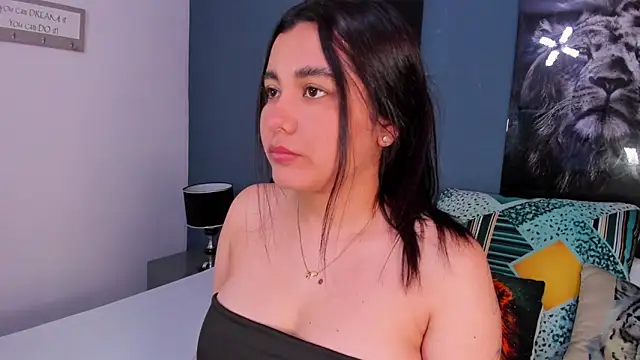 Liana Bernocchi online show from 02-16-25, 08:33