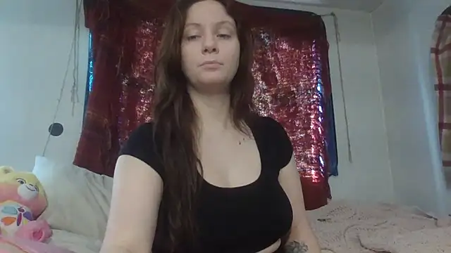 emerieskye20 online show from 01-18-25, 07:48