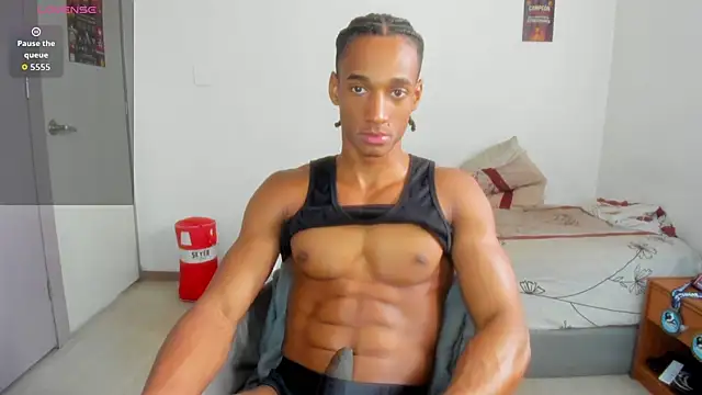 Snapshot of Malkongarcia chatting on 10-02-25, 05:20 Malkongarcia online show from 10-02-25, 05:20